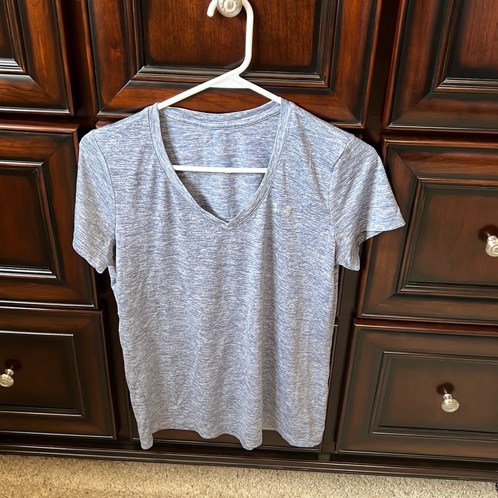 Under armor tee